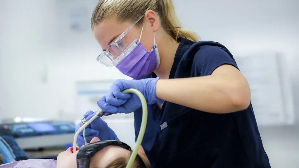 Acro Dental Boston - Dentist in Boston, Massachusetts
