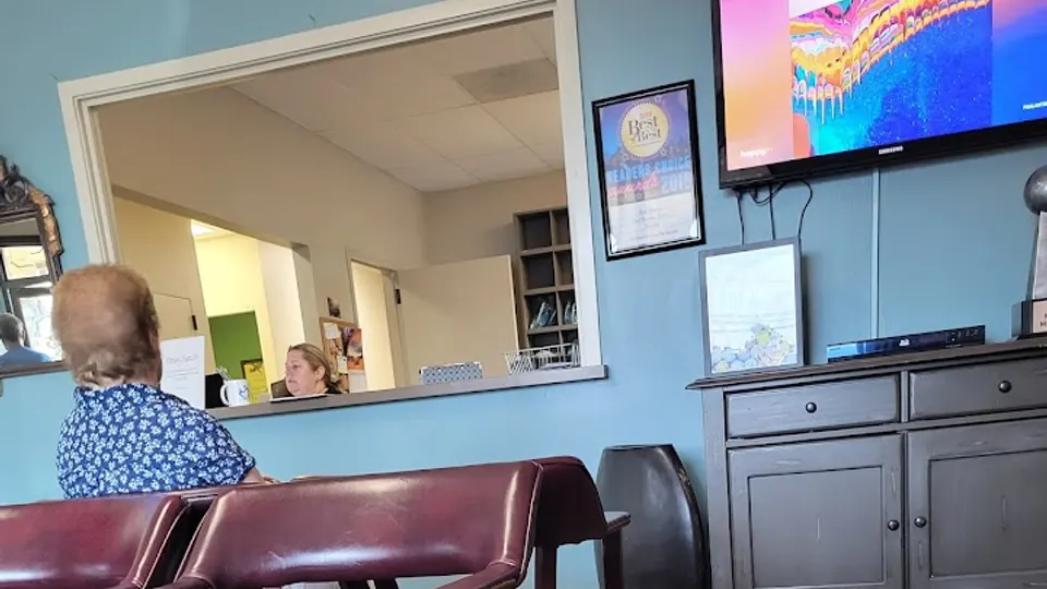 Arkansas Dental Centers - Cantrell - Dental clinic in Little Rock, Arkansas
