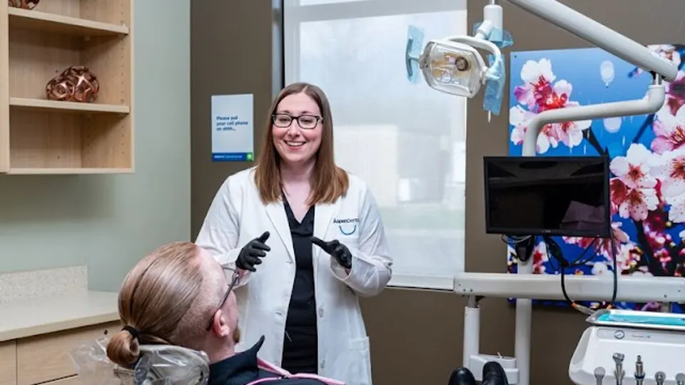 Aspen Dental - Louisville, KY (Outer Loop) - Dentist in Louisville, KY