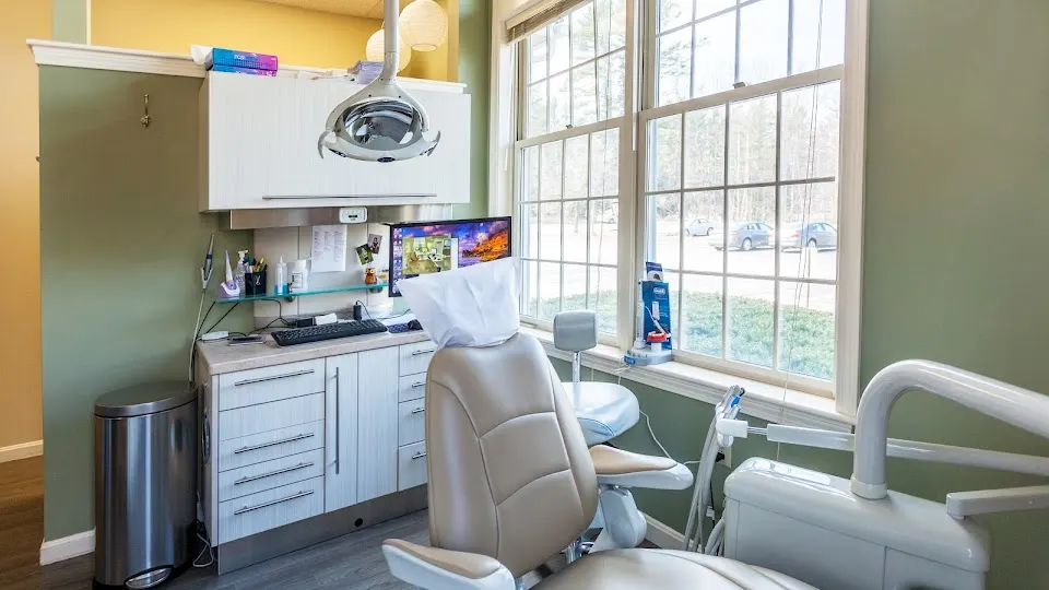 Bedford Cosmetic & Restorative Dentistry - Dentist in Manchester, NH