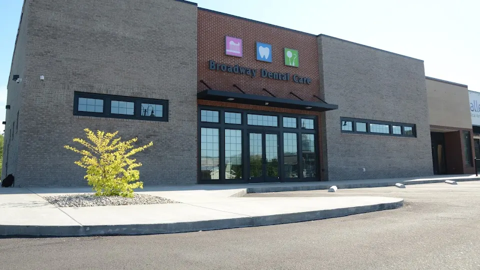 Broadway Dental Care - Dentist in Paducah, KY