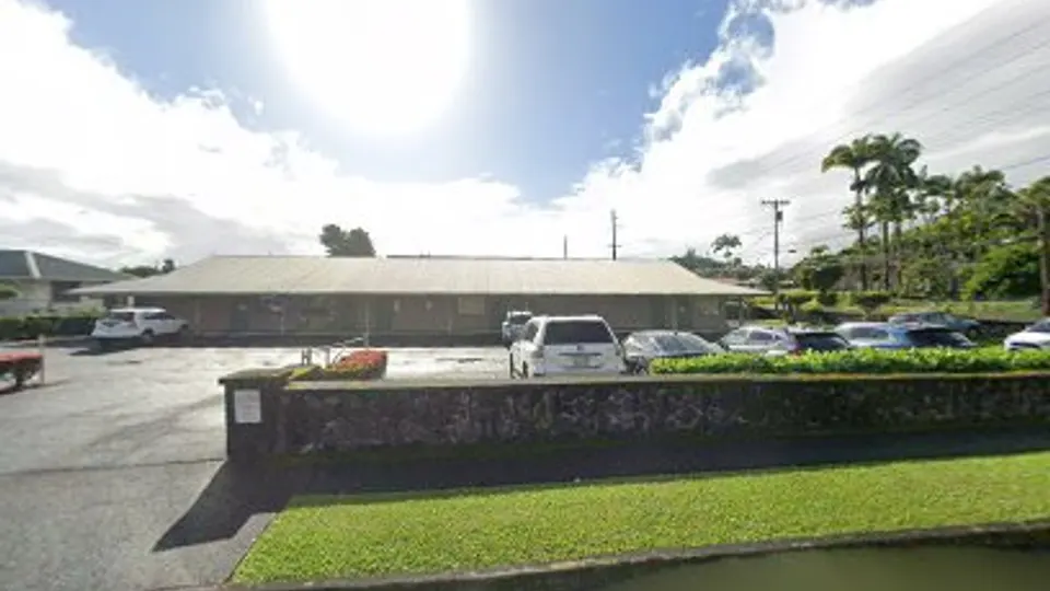 Bruce T Miyashiro Inc: Carter Helen - Dentist in Hilo, HI