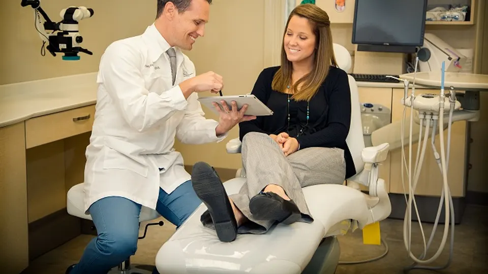 Coastal Cosmetic & Implant Dentistry - Dentist in Virginia Beach, VA