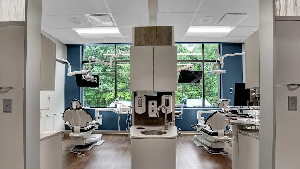 Create A Smile Dentistry - Dr. Ken Moore - Cosmetic dentist in Bloomington, IN