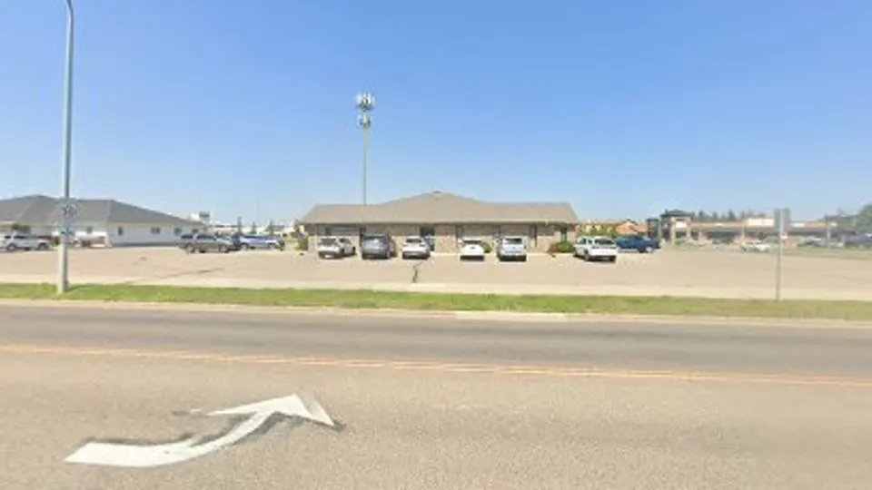 Dakota Square Dental: Dr. Patrick Landsiedel - Dentist in Minot, ND