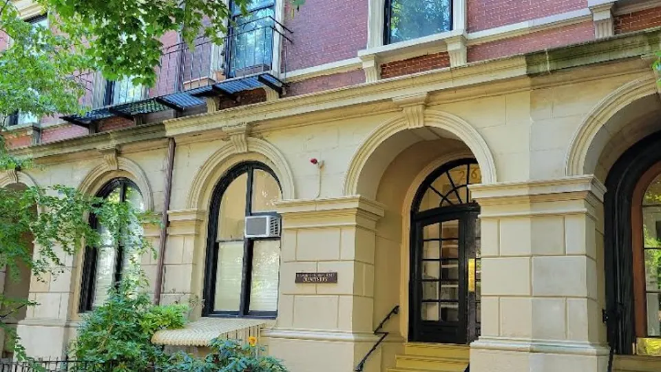 Dental Arts of Boston - Dentist in Boston, Massachusetts