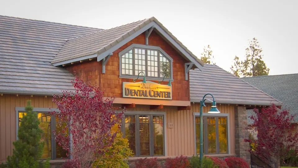 Deschutes Dental Center - Cosmetic dentist in Bend, Oregon