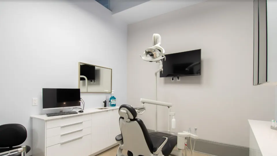 District Dental Spa - Dentist in New Orleans, LA