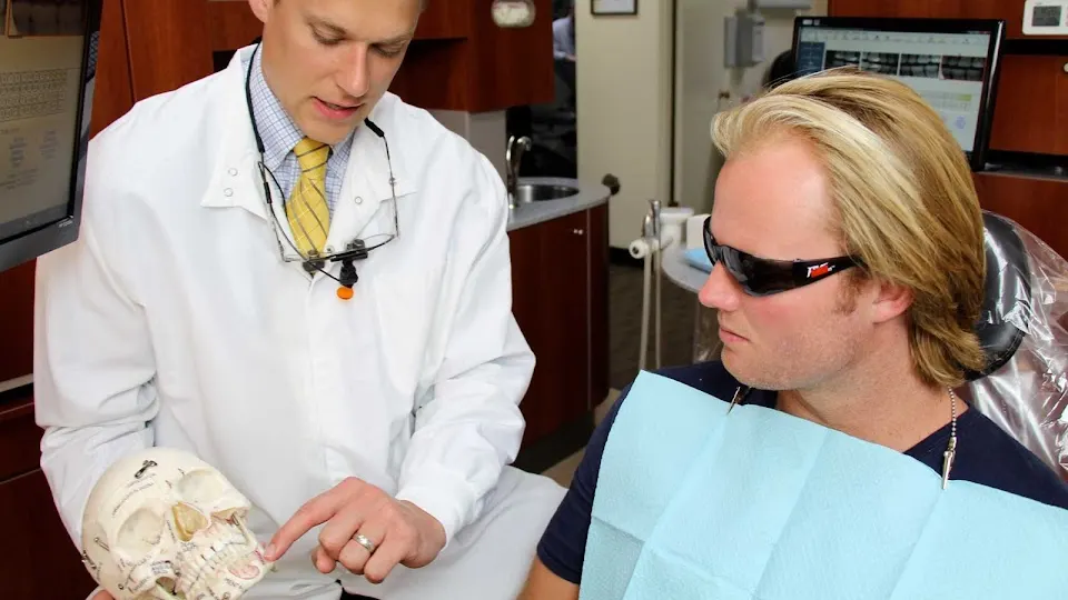 Dougherty Laybourn Menashe Dental - Dentist in Portland, Oregon