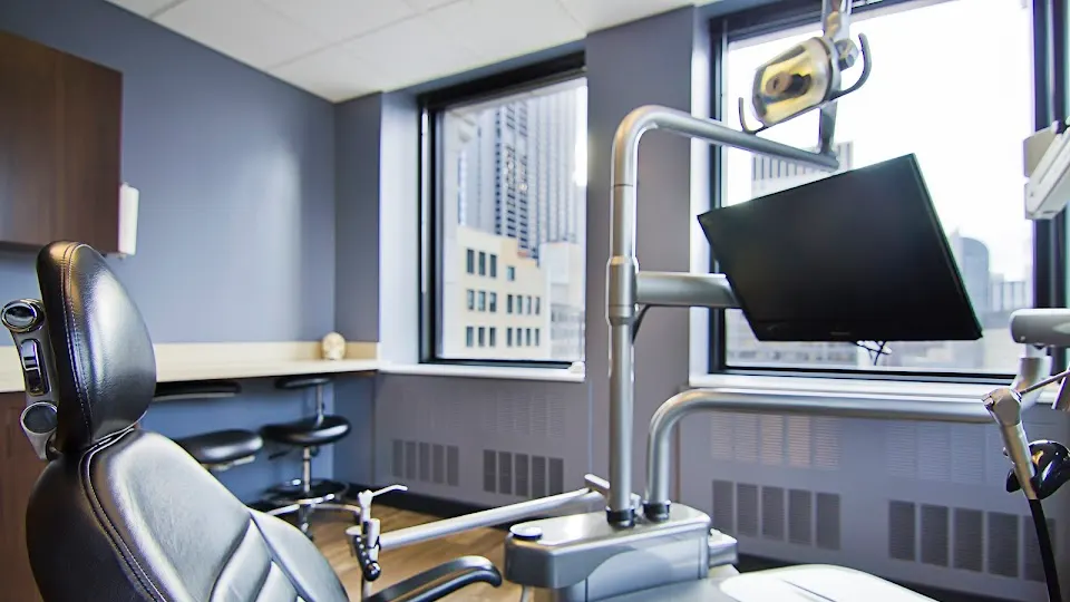 Downtown Dental - Loop - Dentist in Chicago, IL