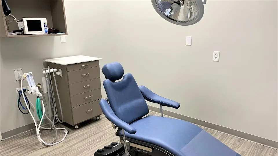 Dr. Austin Starr, DDS - Dental clinic in Bloomington, IN