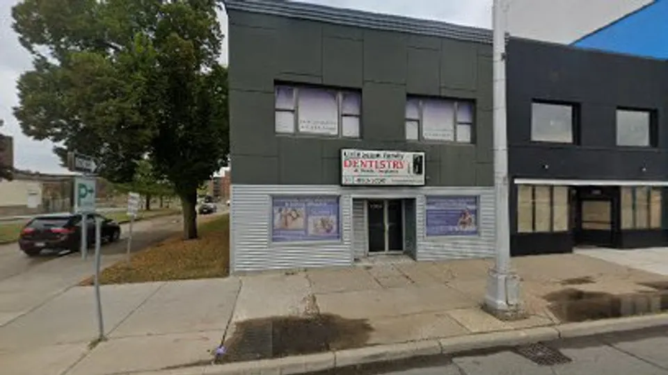 Dr. Blake G. Livingston, DDS - Dentist in Detroit, MI