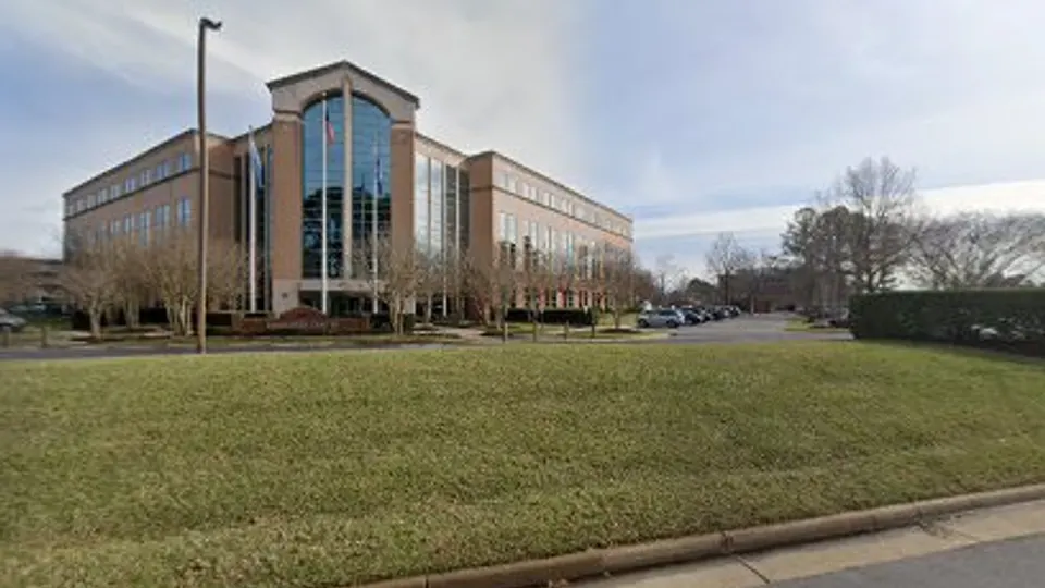 Dr. Bryan M. Konikoff, DDS - Dental implants periodontist in Virginia Beach, VA