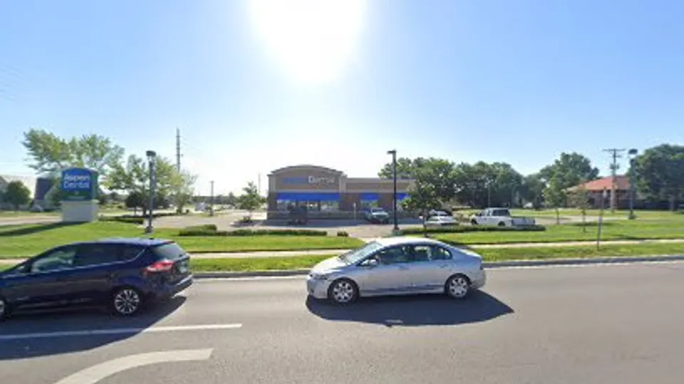 Dr. Bryce Ashton - Dentist in Lawrence, KS