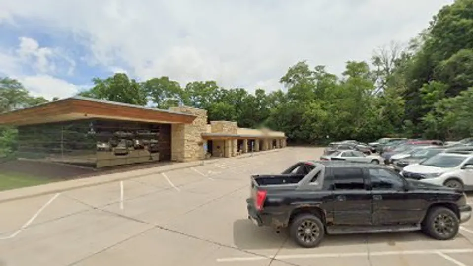 Dr. Thomas J. King III, DDS - Oral surgeon in Dubuque, Iowa