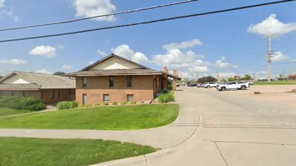 Heeney Dental - Dentist in Kearney, Nebraska