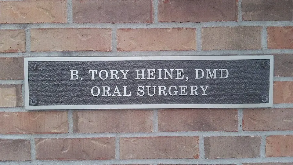 Heine, Heine & Bowles Oral Surgery. - Dental clinic in Paducah, KY