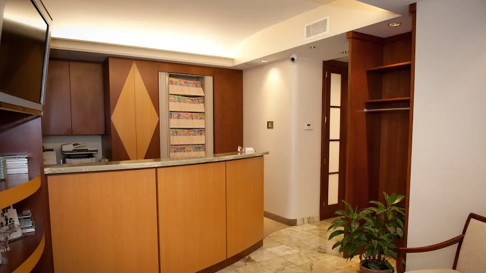 Helma Philips, DDS: Midtown Manhattan Dentistry - Dentist in New York, New York