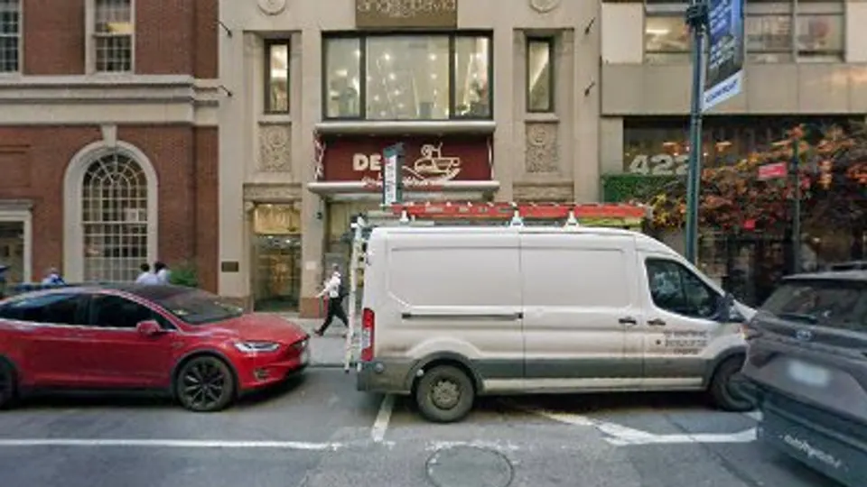 Ho Phyllis DDS - Dentist in New York, NY