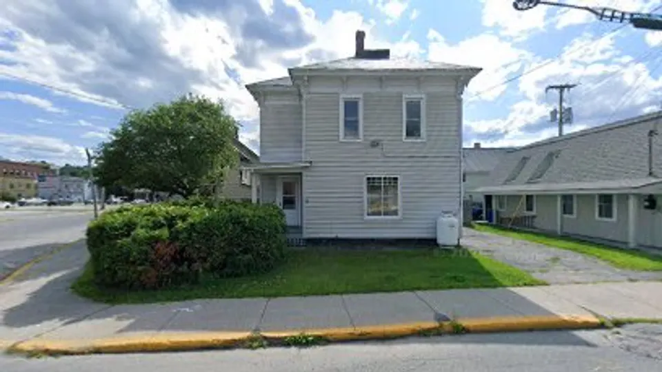 Illuzzi Frank DDS - Dentist in Montpelier, VT