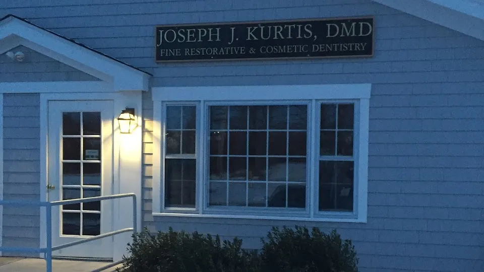 Kurtis Joseph J DMD - Dentist in Middletown, Rhode Island