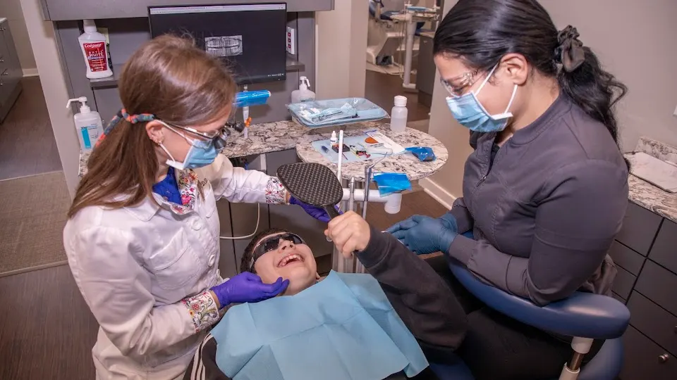 Lakeshore Family Dentistry - Fox Point - Dentist in Milwaukee, WI
