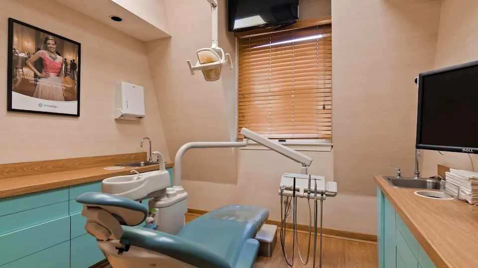 Lighthouse Dental Care - Dentist in Bridgeport, CT