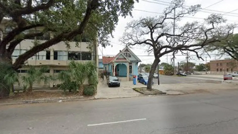 Lotten Rayfield DDS - Dentist in New Orleans, LA