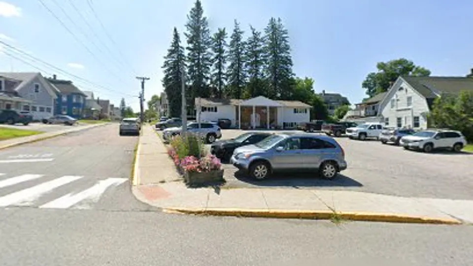 Lundberg Christopher DDS - Dentist in Montpelier, VT