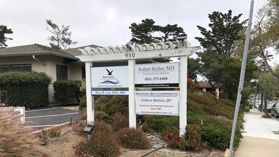 Monterey Peninsula Oral & Maxillofacial Surgery-Dr. Brian R. Carr, DDS MD - Oral and maxillofacial surgeon in Monterey, CA