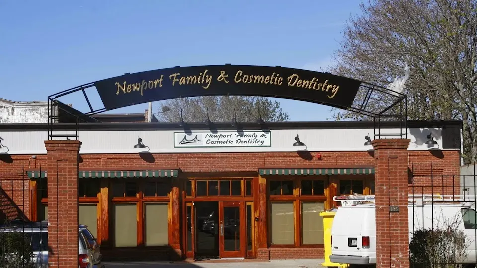 Newport Family and Cosmetic Dentistry - Cosmetic dentist in Newport, Rhode Island