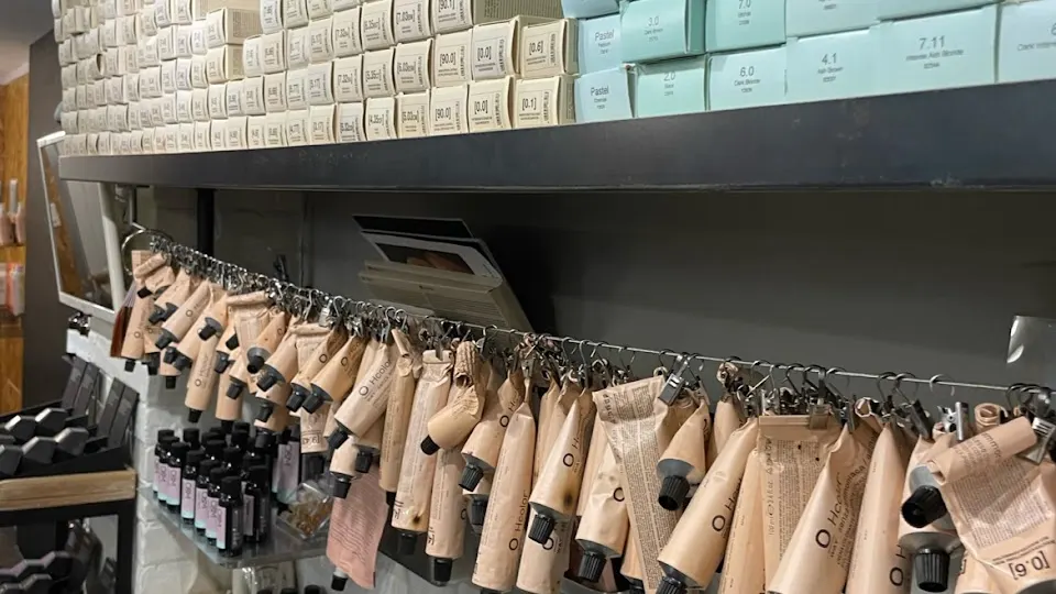 Pure |headspa| - Hair salon in Middletown, Rhode Island