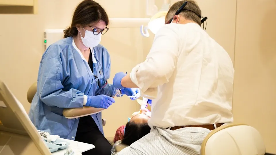 Roach Family Dentistry & Associates - Dentist in Nashville, Tennessee