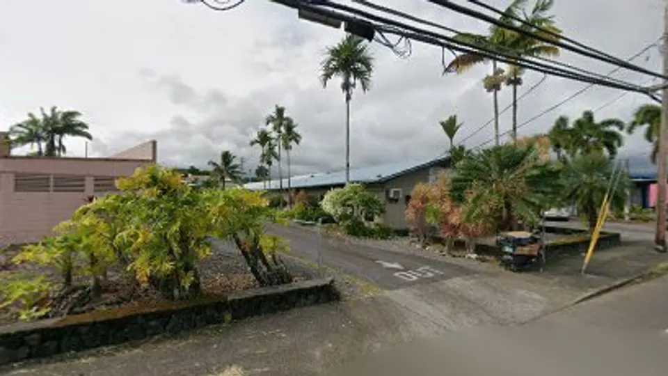 Robert K Steadman, DDS - Oral surgeon in Hilo, HI