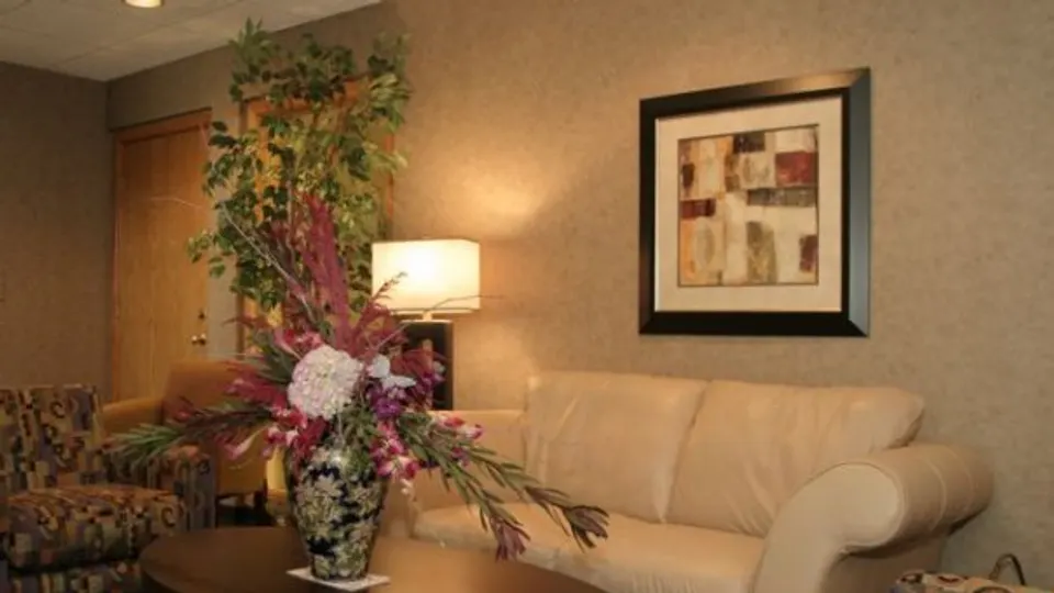 Signature Dental of Lawrence - Dentist in Lawrence, Kansas