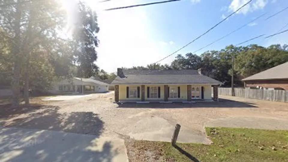 Smith Dental Clinic - Dentist in Biloxi, MS