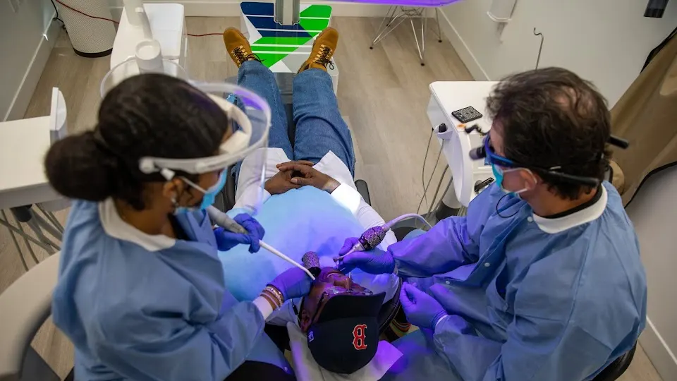 Stuparich & Nouel Dental Associates: Drs. Mauro Stuparich, DDS & Alexandra Nouel, DDS - Dental implants periodontist in Boston, MA