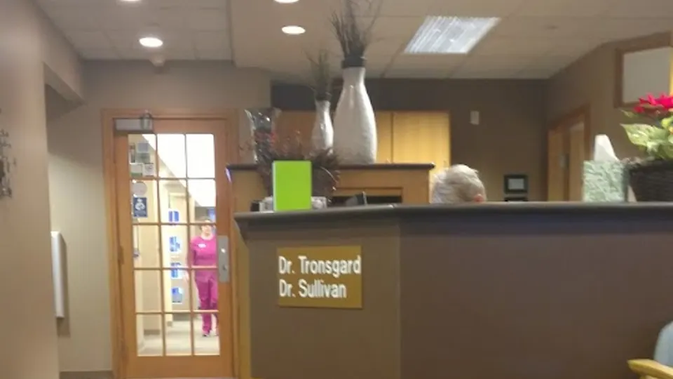 Sullivan Daren T DDS - Dentist in Fargo, North Dakota