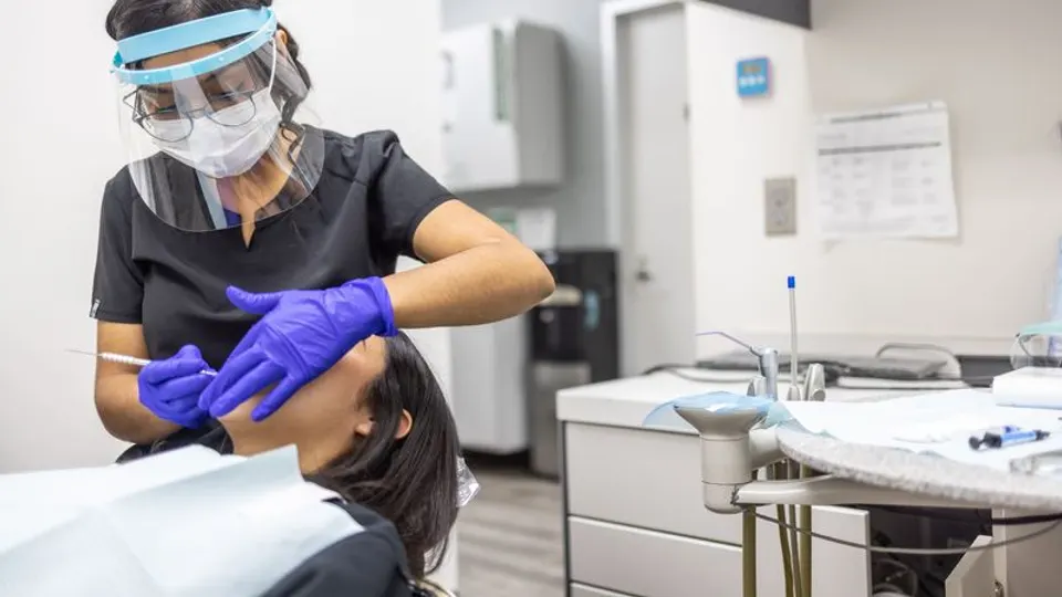 Sunrise Dental Center - Dentist in Houston, Texas