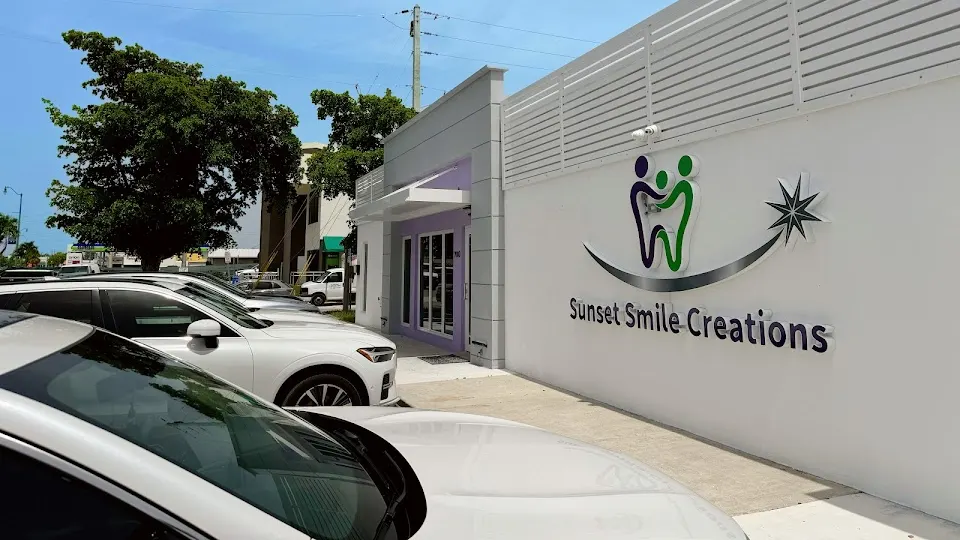 Sunset Smile Creations - Calle Ocho - Dentist in Miami, FL