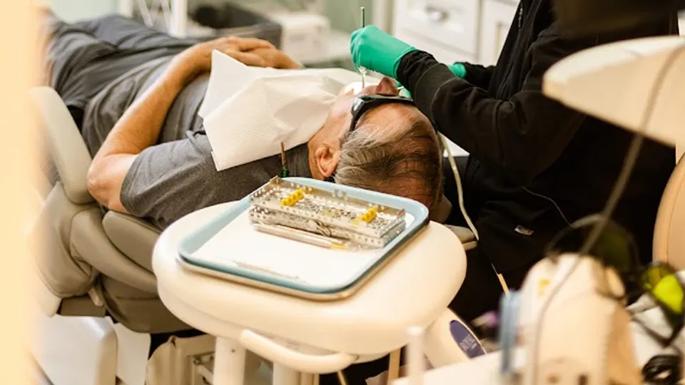 The Houston Dentists - Cosmetic dentist in Houston, TX