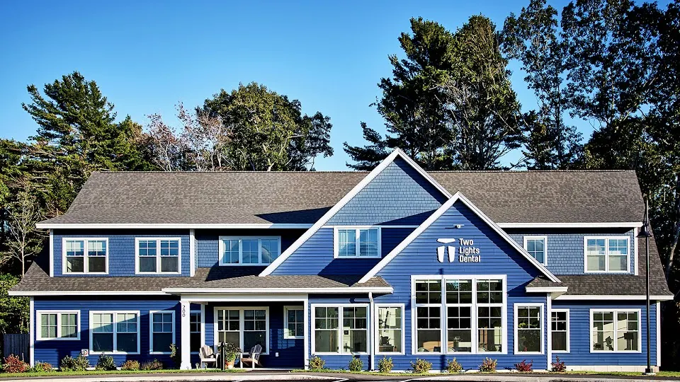 Two Lights Dental-David S Jacobson, DDS - Dental implants provider in Portland, ME