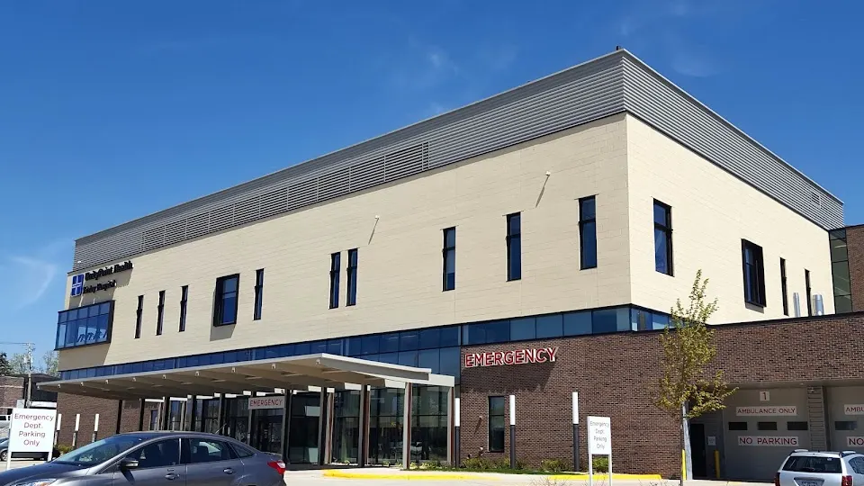 UnityPoint Health - Finley Hospital - Hospital in Dubuque, Iowa