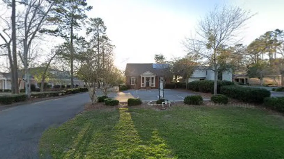 Valdosta Oral & Maxilofacial Surgeons, P.C.: Roan John D DDS - Oral surgeon in Valdosta, GA