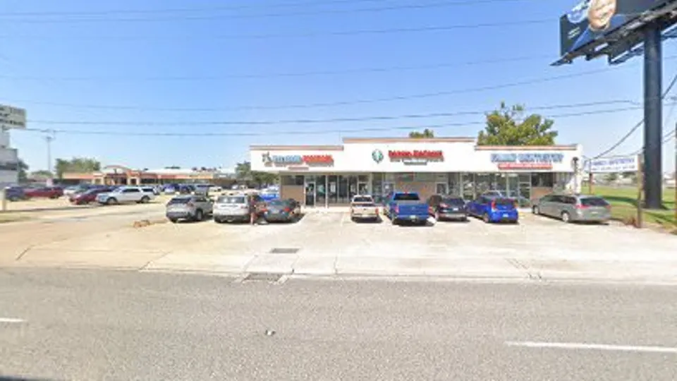 Vinh T. Nguyen, DDS Family Dentistry - Apartment complex in New Orleans, LA