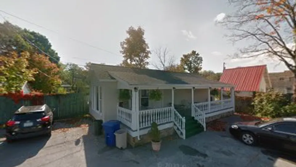 Warfield Edwin H DDS - Dentist in Lewisburg, WV